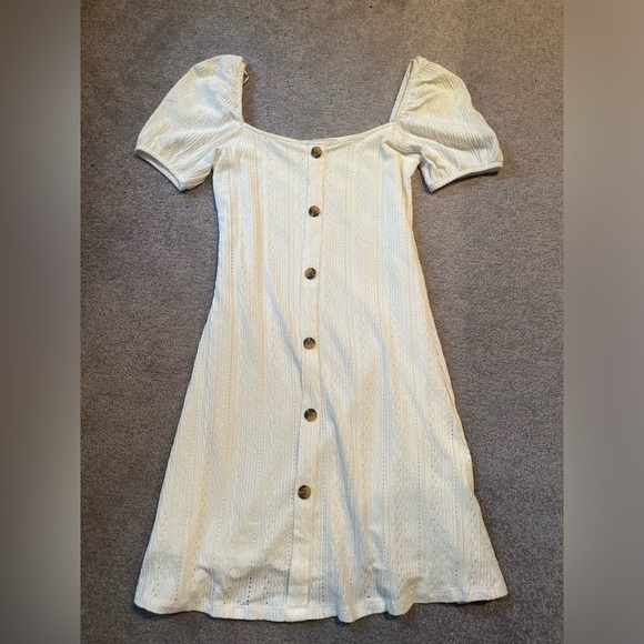 LCW Casual Dresses & Skirts - White button up puff sleeve mini dress Size: XS
